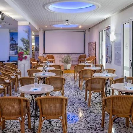 Hotel Ght Balmes, Hotel-aparthotel&splash 3*